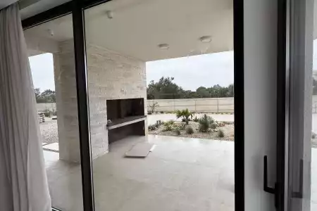 Šolta - moderna villa